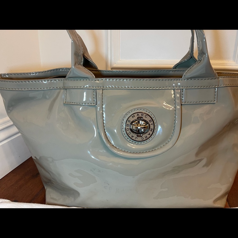Marc Jacobs patent leather purse